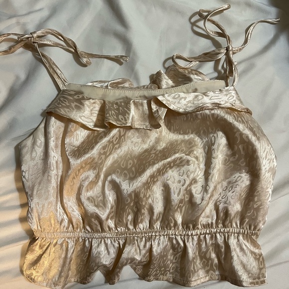 Tank top!! - Picture 2 of 3